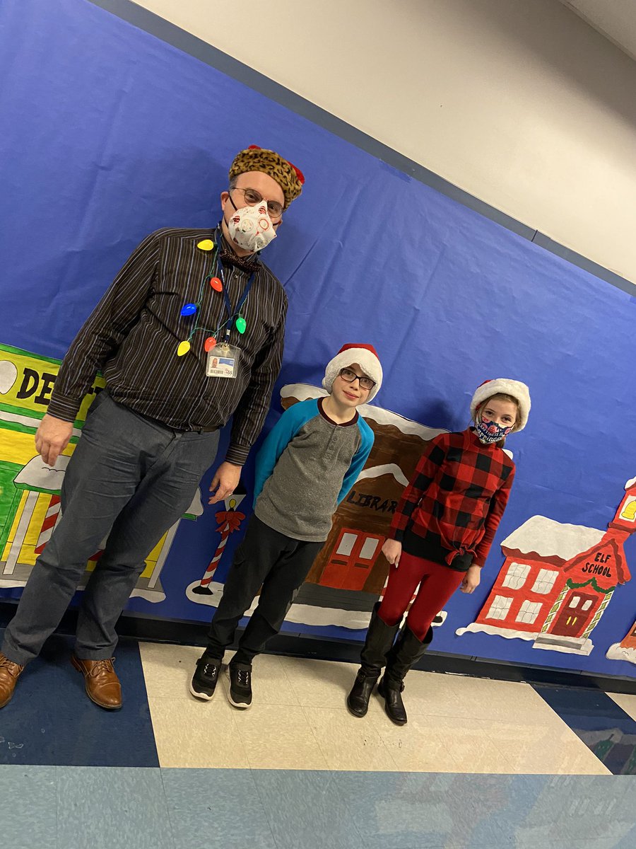 tweetkbb's tweet photo. Holiday Spirit Weeks-Day 3 Festive from Head to Toe @GTMSTitans #2020REvision 🎄🧑🏾‍🎄 https://t.co/DpYTr45xNc