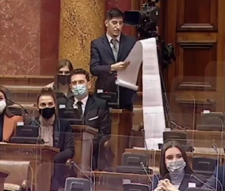 This is me, trying to tell you what day is it since Inter won a trophy.