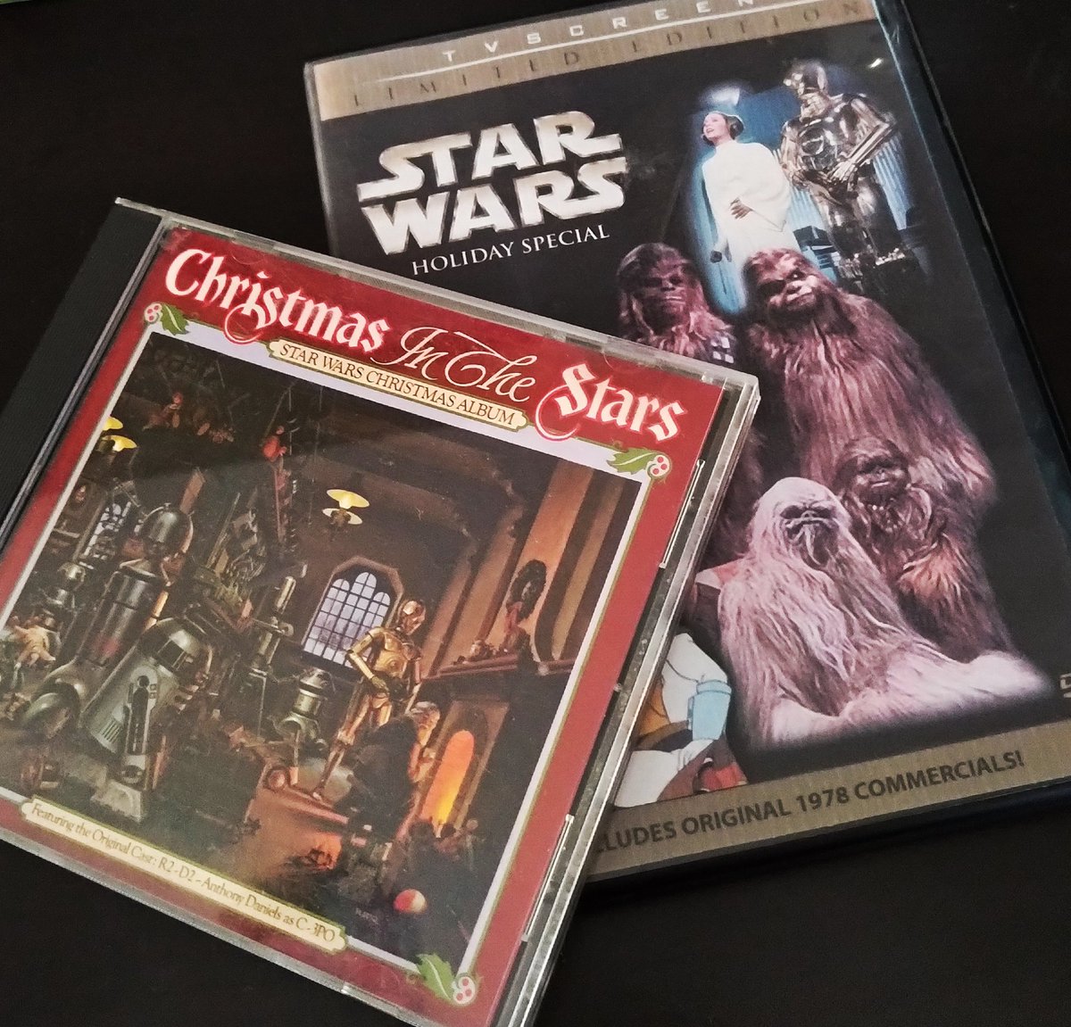 hyperfx's tweet image. Christmas as it should be. And yes, sometimes I tear up with nostalgia when &quot;What do you get a wookie for Christmas (when he already owns a comb)&quot; comes on #StarWars #holidayspecial #christmasinthestars #starwarschristmas