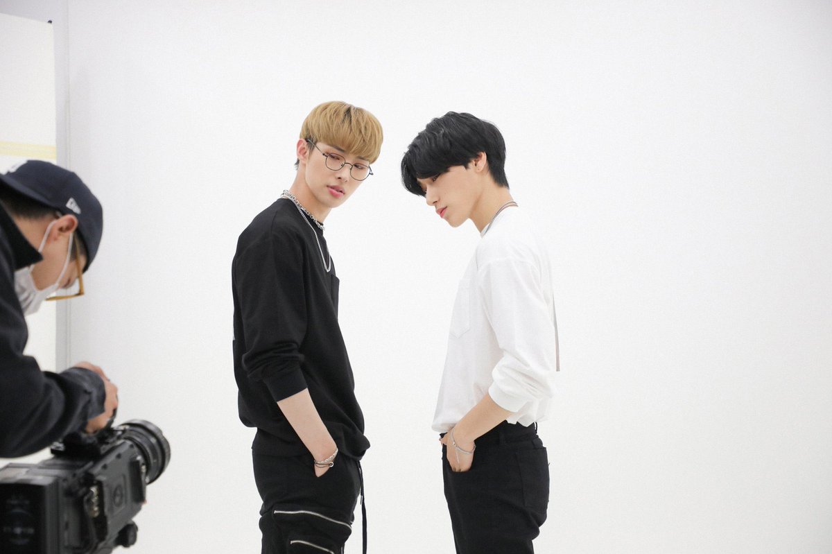 mingithings's tweet photo. 201210 nylon japan shooting behind photos! 

#민기 #MINGI #ATEEZ https://t.co/0QOqdDBkNJ