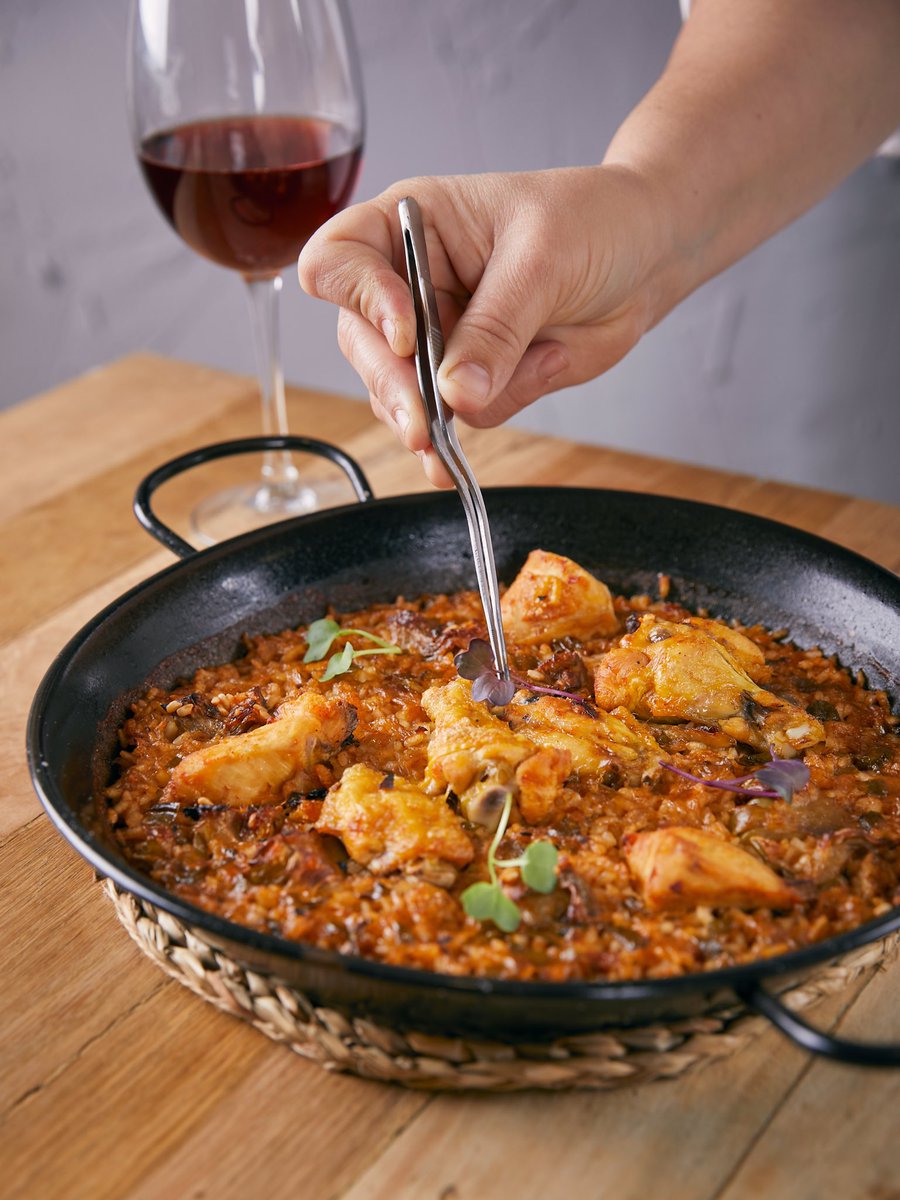 Restaurant El Regust tweet media