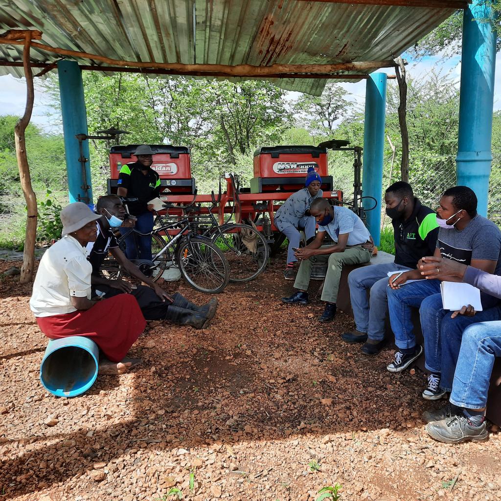 MichaelDawes01's tweet image. #ThisWeek the #MELANA_Mkts team is touring Bubi, Umguza and Umzingwane districts, visiting the local businesses supported by the programme, and assessing the impact of their business models on the community @apt_zimbabwe @WHHZimbabwe @ZRBFZIM @UKinZimbabwe @euinzim @SwedeninZW