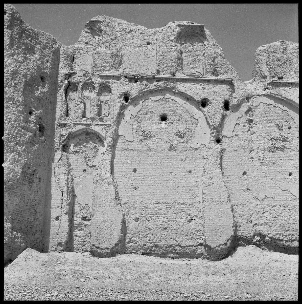 Its Arabic name, Lashkari Bazar, joins the word for military "Al-'Askar" with "Bazaar," referring to the long market street leading to the southern gate of the suburb. (The  #Persian equivalent is "Lashkargah, or Soldier's Place.) Lashkari Bazar was burnt circa 1150-1151/545 AH