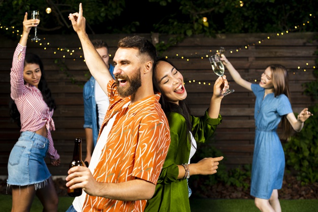 ¡¡¡Los Jueves también son de goce y diversión!!! Con espacios gratos y Un ambiente acogedor Te invitamos a pasar una noche inolvidable. La cita es GARIBALDI. No te lo pierdas!!!💃🕺
No Dejes que te lo Cuenten. Ven y Disfruta!!!. Te esperamos!!!