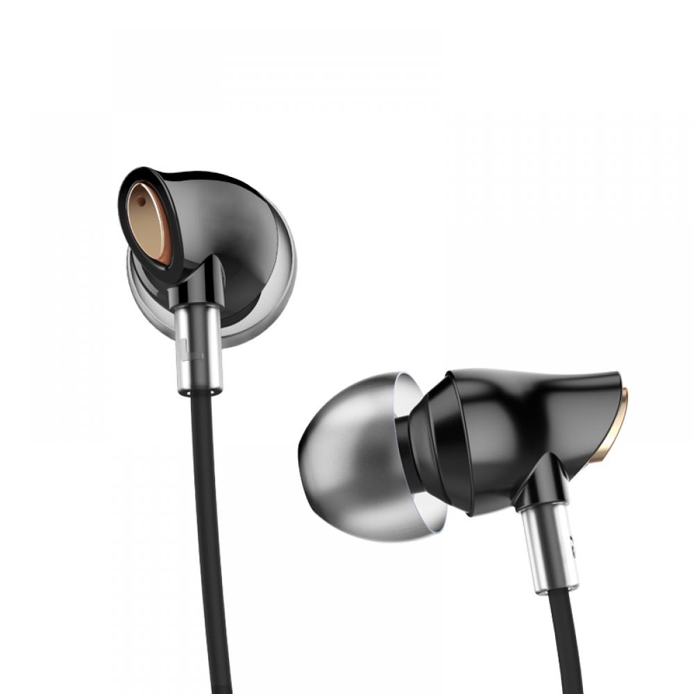 ZevtechS's tweet image. #hack #nerd Stereo In-Ear Earphones with Enhanced Bass zevtechdigitalstore.com/product/stereo…