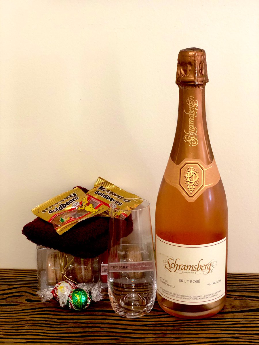 dustindena's tweet photo. What a perfect way to end a Wednesday... ladies wine night 💁🏼‍♀️ #WorkFromHome #workperks #winewednesday https://t.co/A8q0UWZaWw