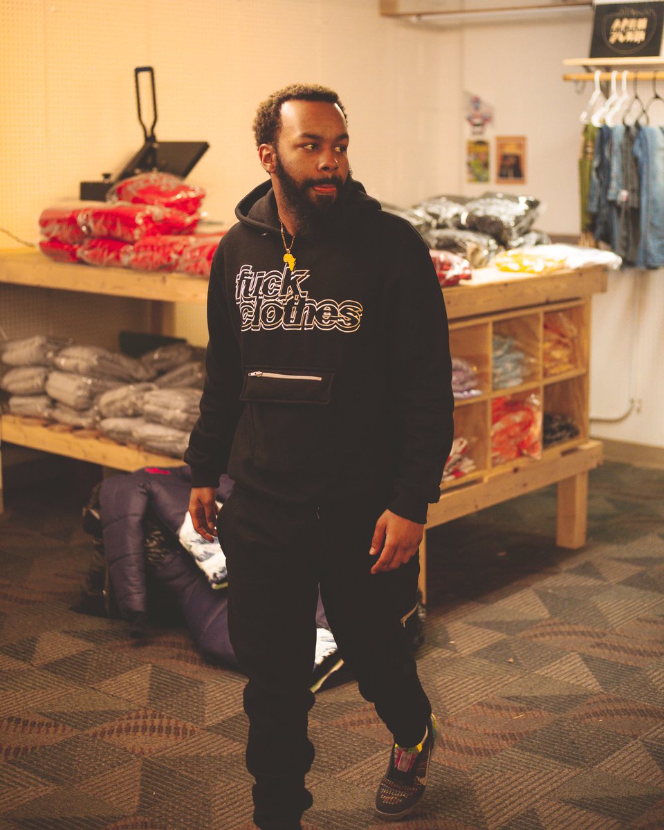 BigTate402's tweet photo. Can’t cheat the grind 📈
@Bpphotos402 📸
#shopfuckclothes https://t.co/jjhKuowtiI