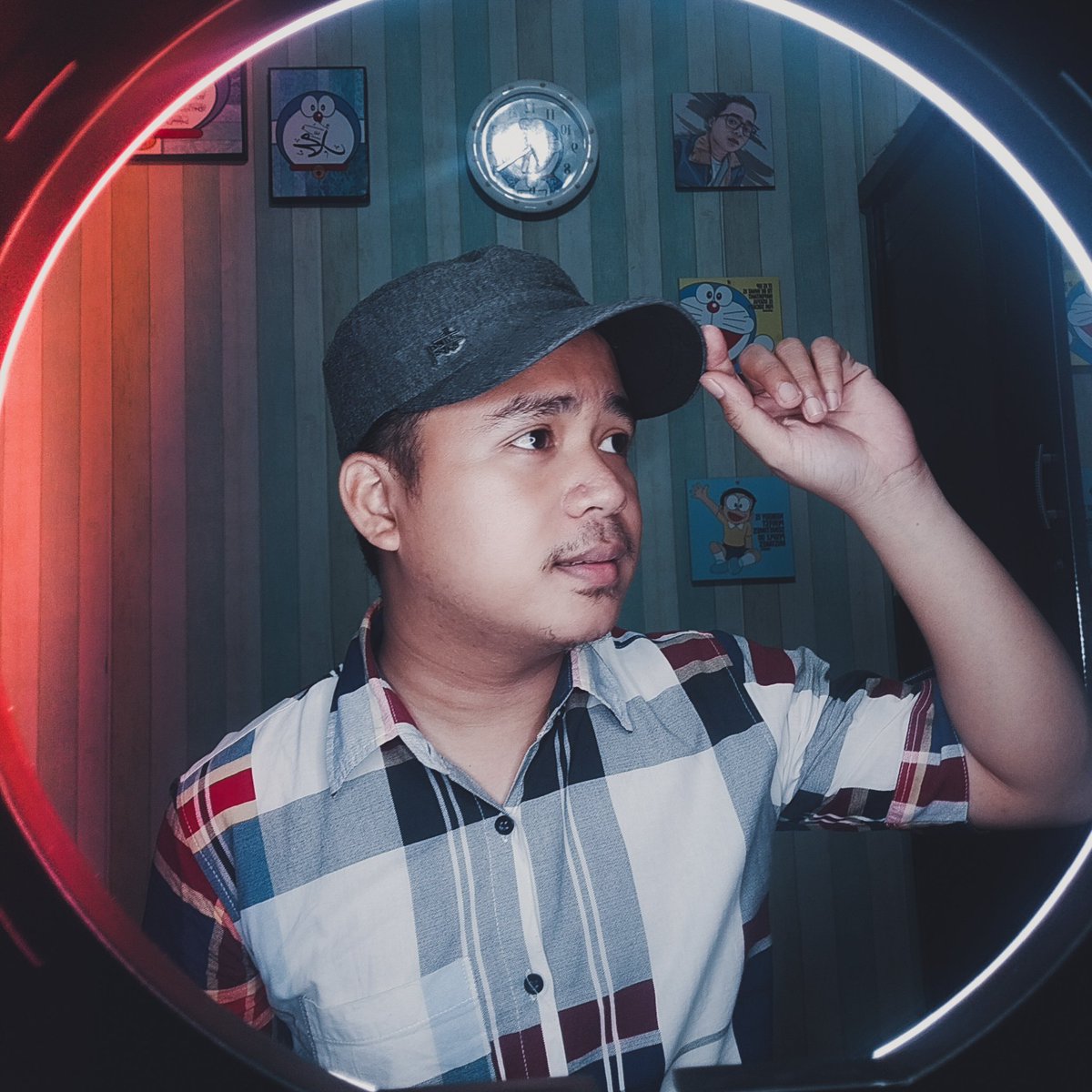 AzziKosasih's tweet photo. #FotoProfilBaru https://t.co/ItUekjgWyy