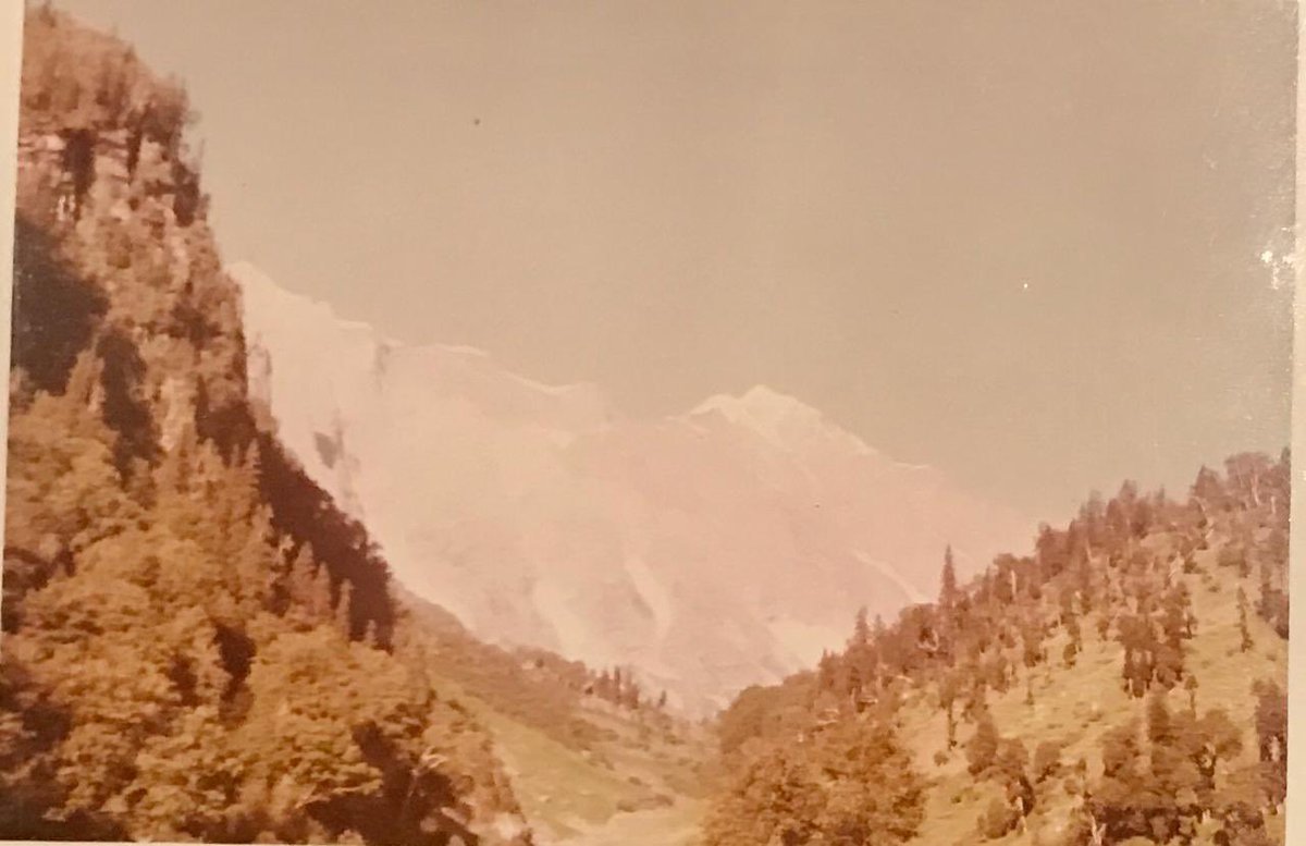 mendbones's tweet photo. @_ShivaniSD #Kumaonrange - hope to visit again - #nature #mountains #Beaskund #HanumanTibba @Sidbakaria https://t.co/JC6NZogYlr