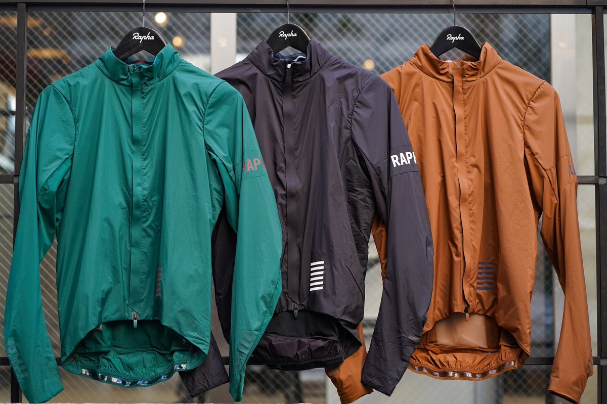 新品】Rapha ラファ ブルベインサレーテッドジャケット Sサイズ 新品】Rapha ラファ ブルベインサレーテッドジャケット Sサイズ