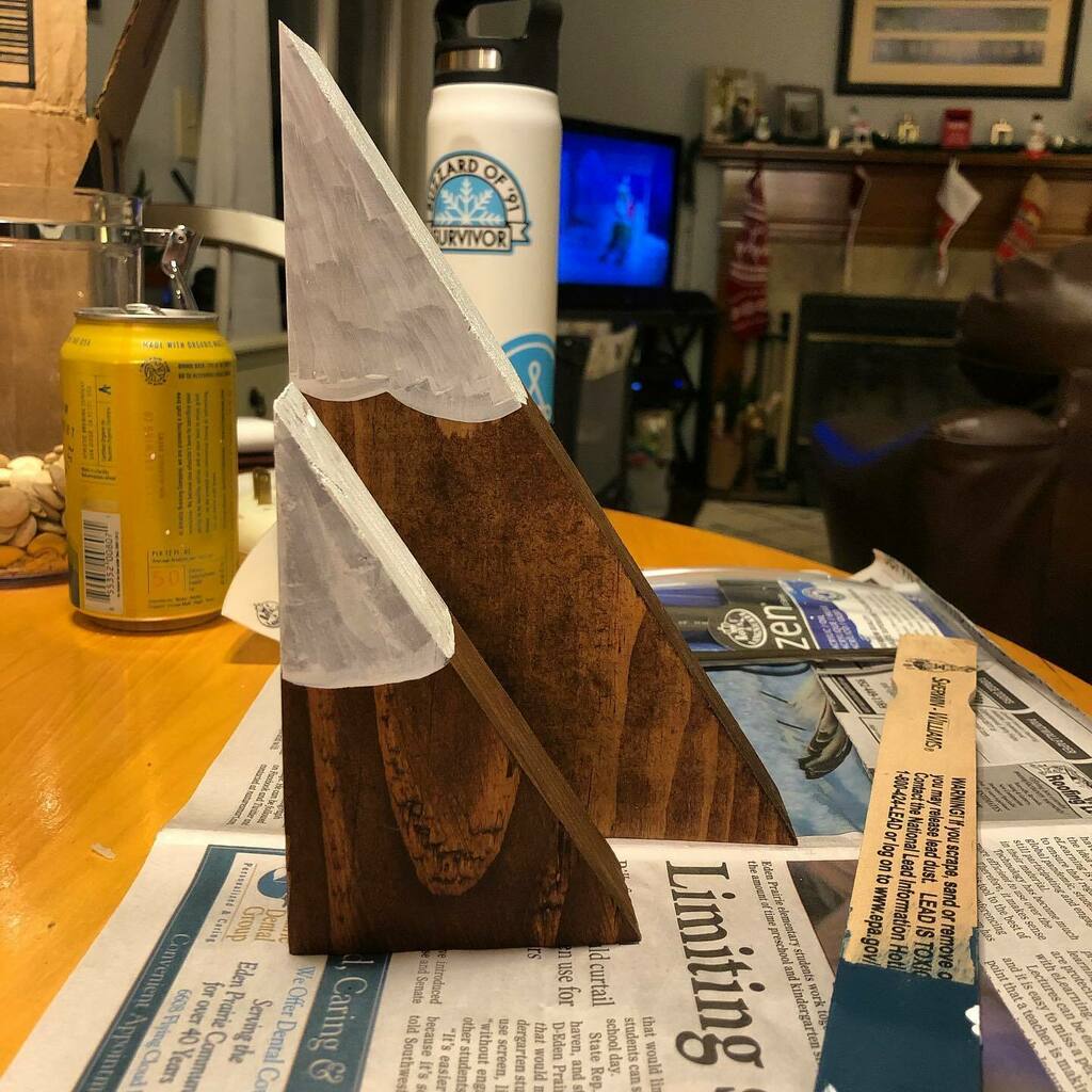 TheJasonMoffett's tweet photo. Work in progress “Mountain Bookends” — set to be Christmas gifts for my team this year. #wip #scrapwoodchallenge https://t.co/BHfxg9VrtD https://t.co/hvySV9uasI