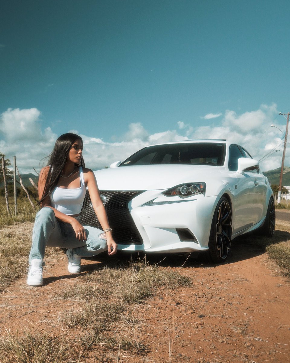 Miriett1's tweet photo. #jadrizcollection #urbanphotography #lexus https://t.co/XePOmQVr8T