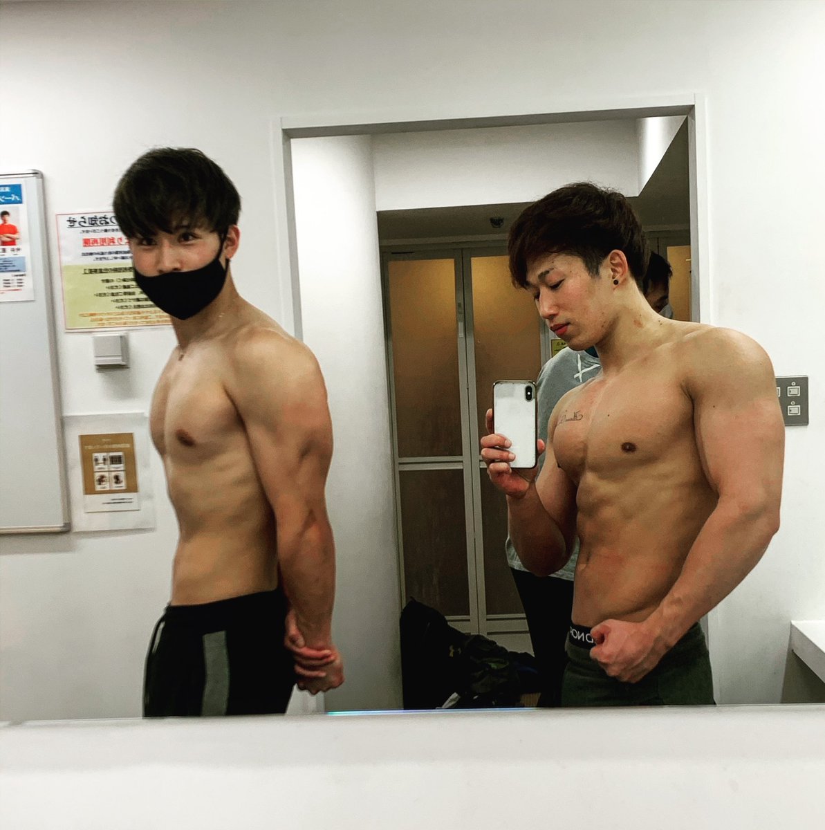 Shuhei Hagiwara イケメンマッチョと 背中の筋肉痛やばい