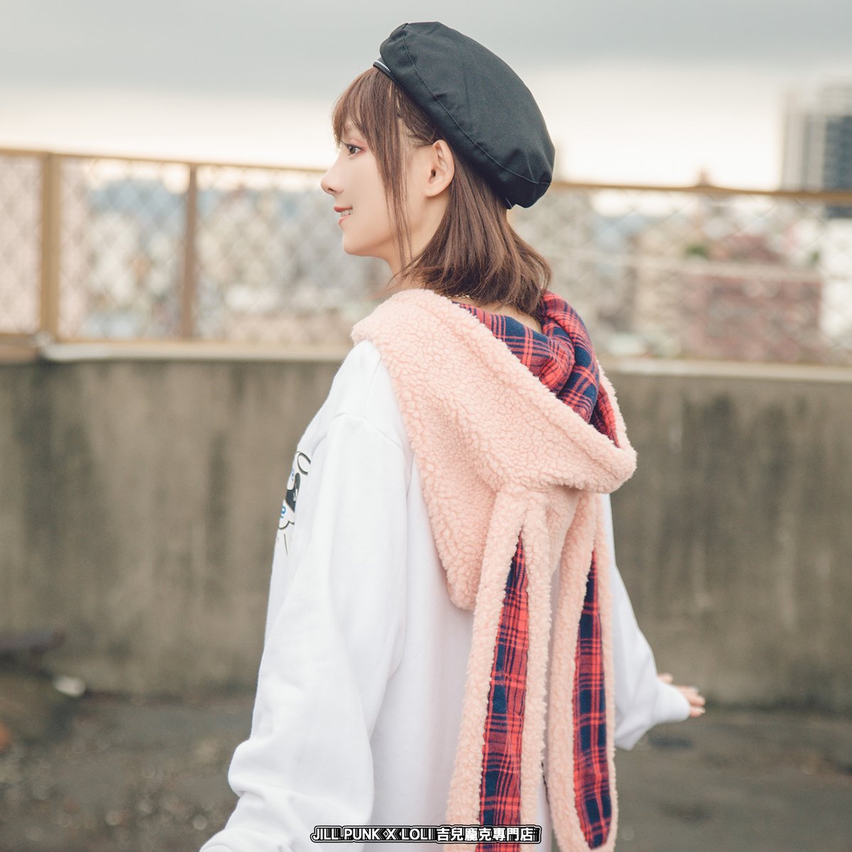 Jillpunk T Co Gxul7rcili ウサギドラはアイドルになるために一生懸命歌うことを練習夢中 マイクロフリースフード裏起毛ゆったり兎耳パーカー 耳付のデザインが後姿も可愛いイメージさせ 天真爛漫なガールを演出するパーカーです 男女兼用 Jillpunk T Co Gxul7rcili ウサギドラはアイドルになるために一生懸命歌うことを練習夢中 マイクロフリースフード裏起毛ゆったり兎耳パーカー 耳付のデザインが後姿も可愛いイメージさせ 天真爛漫なガールを演出するパーカーです 男女兼用