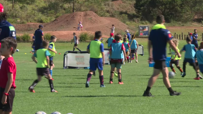 NewcastleJetsFC's tweet photo. The first leg of our @GreaterBankAU Jets:Tour was in sunny Port Macquarie. Over 100 local kids attended the Jets:Play Clinic put on by the Greater Bank.
https://t.co/bLW3zFbhtk https://t.co/ZwzSM9F0E4