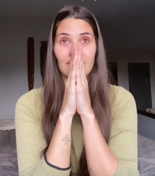 sebbazuccala's tweet photo. *Instagram ahora bloquea los nudes y fotos en bolas automáticamente*

Las trolas de mis amigas: https://t.co/thBLR9eKGk