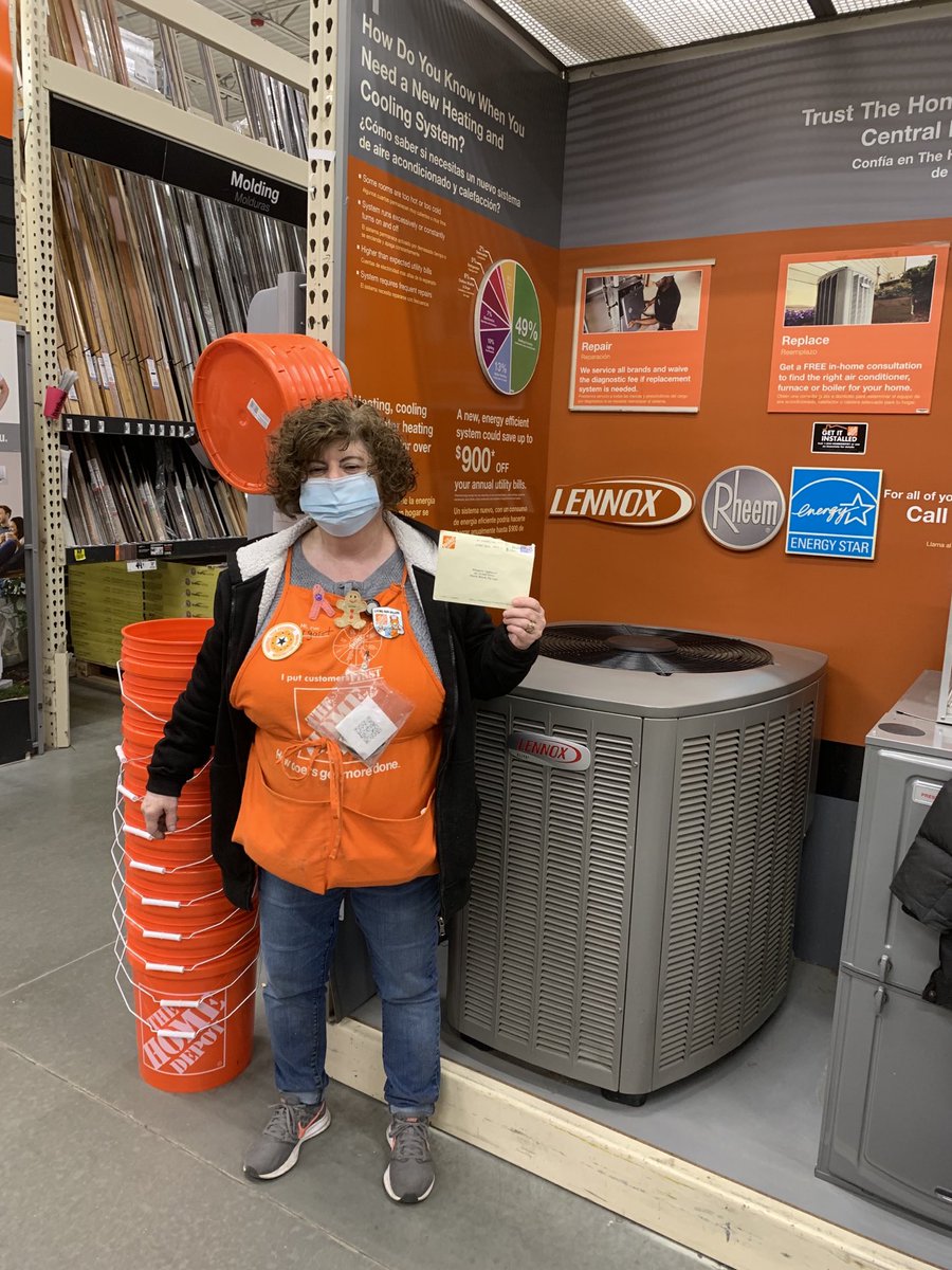 Theresa Pounds (@poundstheresa) on Twitter photo Cashier Margaret was very happy she received a card and a badge from the RVP Ro. <a href="/DawnOsorio/">Dawn Vanterpool</a> <a href="/MsCarly_HD/">Carly Ulrich</a> <a href="/nyyroro/">Ro Rodriguez</a> <a href="/alada68/">A Lada</a> Cashier Margaret was very happy she received a card and a badge from the RVP Ro. <a href="/DawnOsorio/">Dawn Vanterpool</a> <a href="/MsCarly_HD/">Carly Ulrich</a> <a href="/nyyroro/">Ro Rodriguez</a> <a href="/alada68/">A Lada</a>