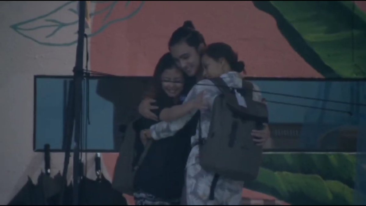 TeamAceOFC07's tweet photo. Ang sweet Ng TEAM ACE
#TeamACE
#Andrea
#Crismar
#Ella https://t.co/QRLzmtllGS