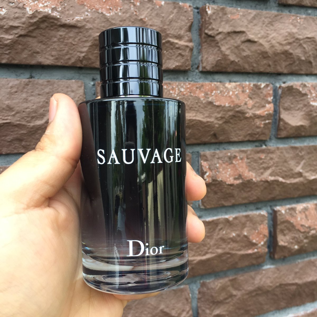 Cara kenalpasti PERFUME FAKE SELLER di MalaysiaAlasan Fake Seller ni selalunya sama je sejak turun temurun. Tapi masih lagi ramai yang termakan umpan mereka ini. Ini beberapa cara untuk kenal FAKE Perfume Seller.*Kalau ada point lain, sila reply bantu rakan lain(Thread)