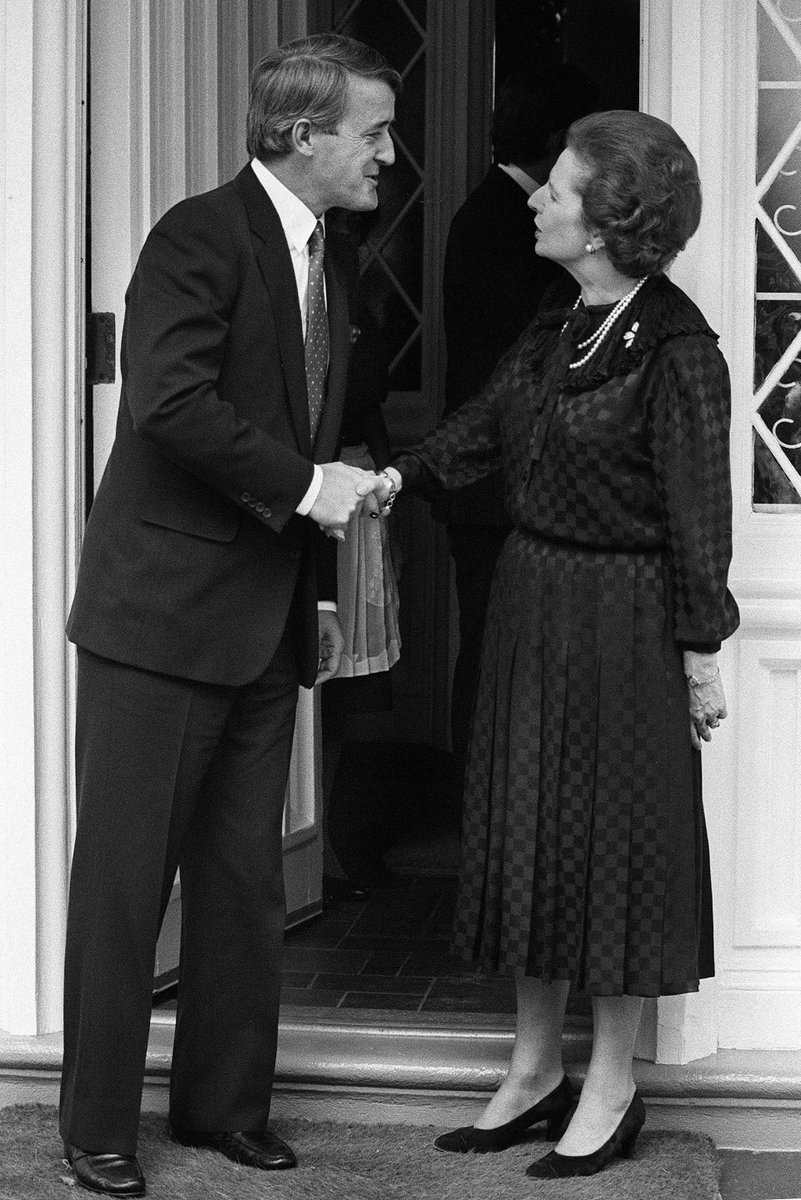 The Brian Mulroney govt changed little in Canada’s approach. Canada sold weapons to SA, helped it secure a $1 billion IMF loan in 1982, and media mogul Conrad Black wrote that white South Africans “should be commended” for “defending themselves.” (29)