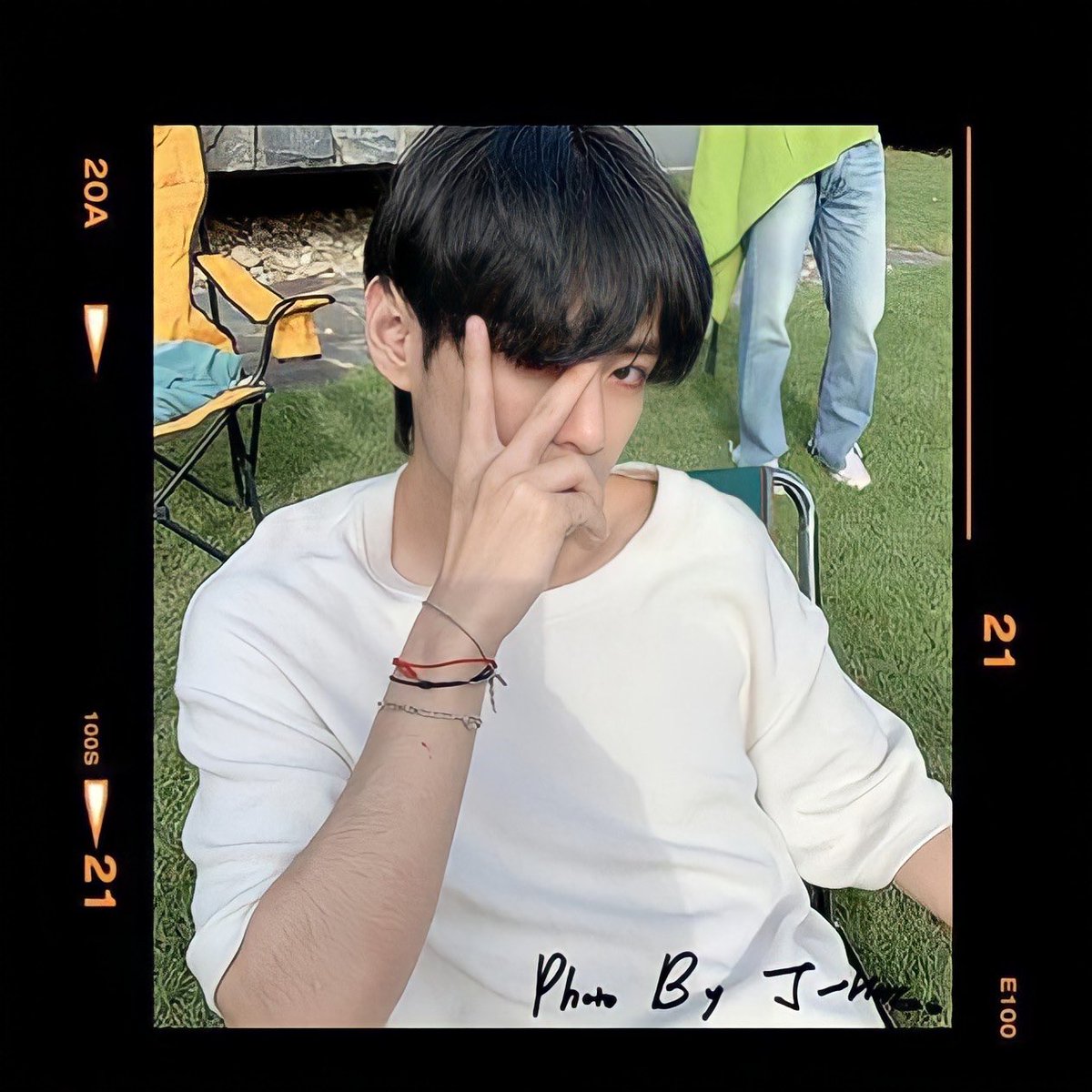 SNurzainab's tweet photo. Natural2 gini jdi bikin army terkagum😭#BTSARMY #btsborahae https://t.co/CvLfAophhI