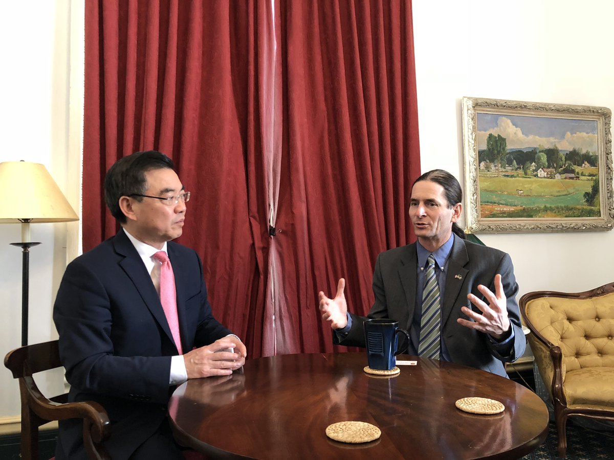 February 27, 2019Consul General Huang Ping visited Montpellier, Vermont, & met Governor Phil Scott, Lt Governor David Zuckerman, & Sec State Jim Condos, separately.Lt Governor is willing to introduce "The Belt and Road" construction. http://newyork.china-consulate.org/eng/zxhd/t1647782.htm