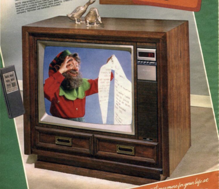 And finally, what would Christmas in the 1980s have been without the floor-tv to watch whatever was on the 3 channels (or 1 channel depending on weather)? Also see: Xmas in the 90s, 2000’s... We still had this tv when I moved to the UK in 2004. Miss ya, big guy 8/8