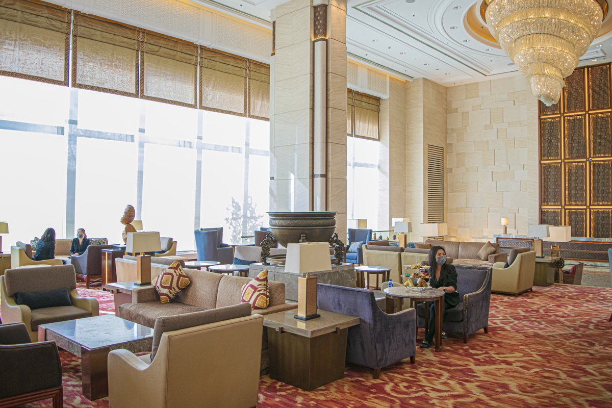 We are ecstatic to be reopening our Lobby Lounge on Monday, December 14th. 
Please keep in mind to social distance, wear your masks, and practice personal hygiene by washing and sanitizing your hands regularly. We will be open from 8:00 AM - 8:00 PM every day.