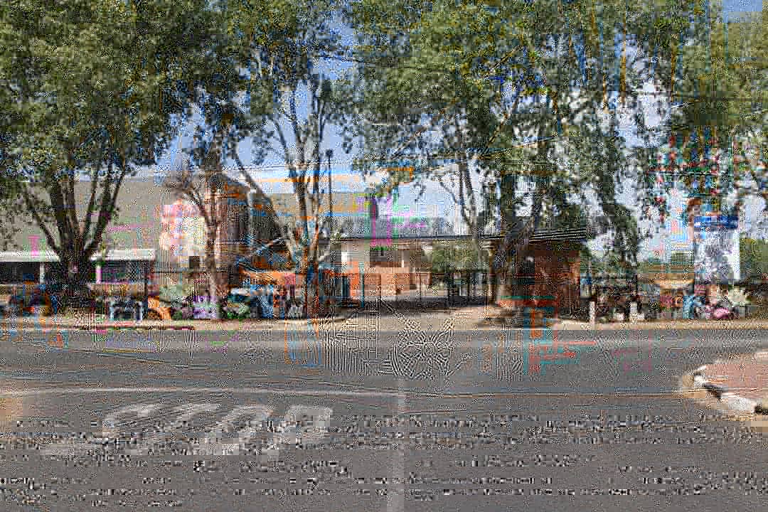 ArtMyJozi's tweet photo. Brixton was an incredibly exciting neighbourhood to work in, becuase of the rich diversity of religions, cultures, and backgrounds.
Through the #ArtMyJozi artworks programme, we really enjoyed getting to know some of the locals and hearing their stories.
#TheTrinitySession #JDA https://t.co/b4J4FMaoQ4