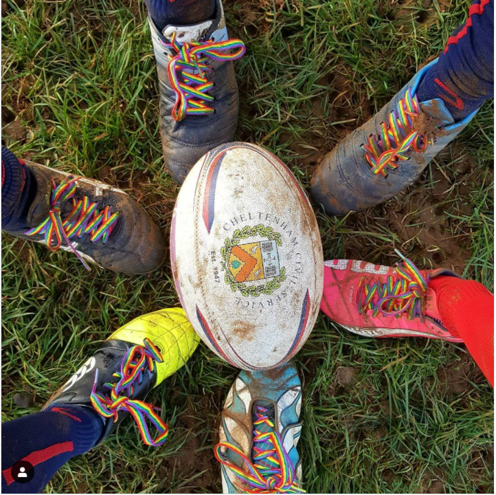 premrugby: We have a #ShowUsYourRainbow giveaway winner 🌈🎊

@helenstanton18 and the @CCSRFCLadies tagged us in this awesome pic showing a whole bunch of #RugbyRainbowLaces 👏

Great support of @stonewalluk's campaign for LGBT inclusivity in sport, con…