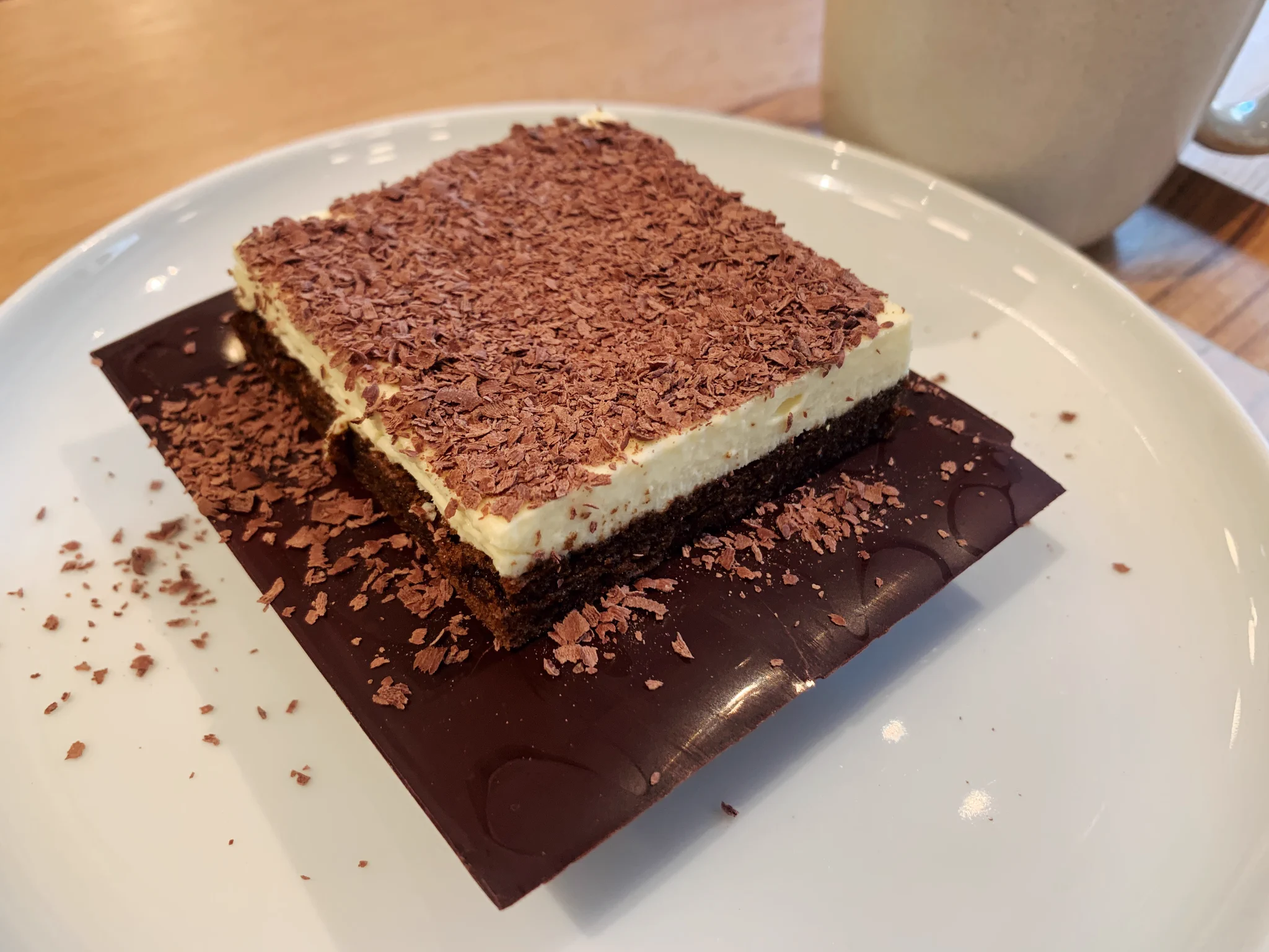 ずっしり重量感のある濃厚プリンを食べられるお店、渋谷のWHITE GLASS COFFEE！