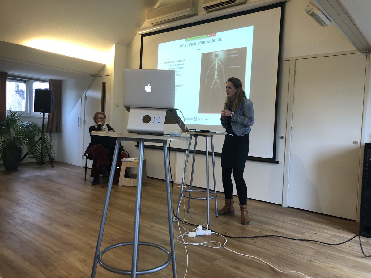 Uitleg over chemotherapie geïnduceerde neuropathie door 2 verpleegkundig specialisten. Interessant! Dilemma geef je neurotoxische cheno’s of niet, welke dosering ed. Zowel voor patiënten als arts/verpleegkundigen