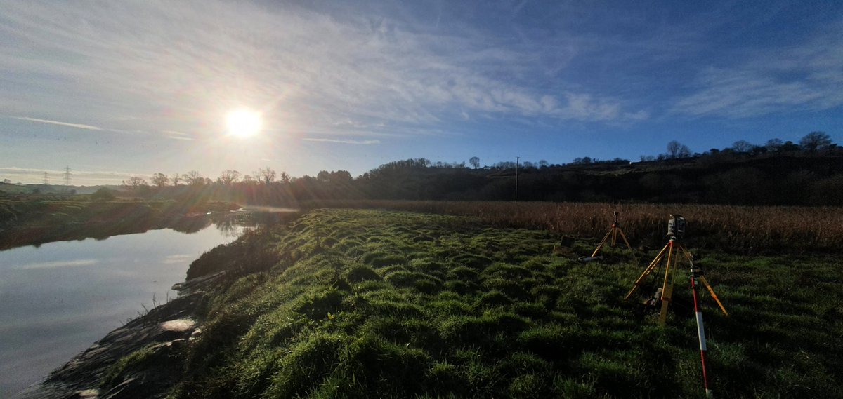 Utilising multiple survey methods this week to complete scour assessment surveys for a major oil pipeline. Started in Carmarthen and finishing in Manchester this week! Interferometric Sonar from the #StormGeoswath combined with traditional topo survey to provide full coverage.