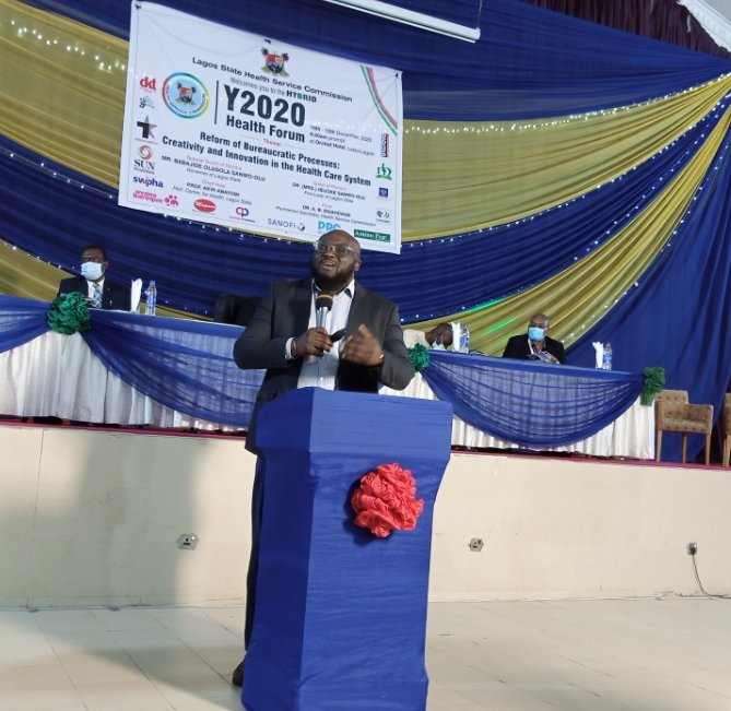 Mr.Fisayo Okunsanya, a Facilitator who spoke on 'Reconceptualizing the Role of Hospital Administrators', at the on -going 3 -day Health forum for Healthcare professionals,  in Lagos State.

<a href="/lagoshsc/">@LagosHSC</a> 
<a href="/followlasg/">The Lagos State Govt</a> 

.
.
.
#Day1year2020healthforum
#healthmatters
#healthdelievery