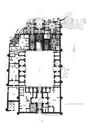 The Northern Palace has a rectangular plan, almost square at ninety (north-south) by one-hundred (east-west) meters. Its fortified walls are buttressed with fifteen semi-circular towers, four of which reinforce the corners. The palace is entered on axis from the south and north.