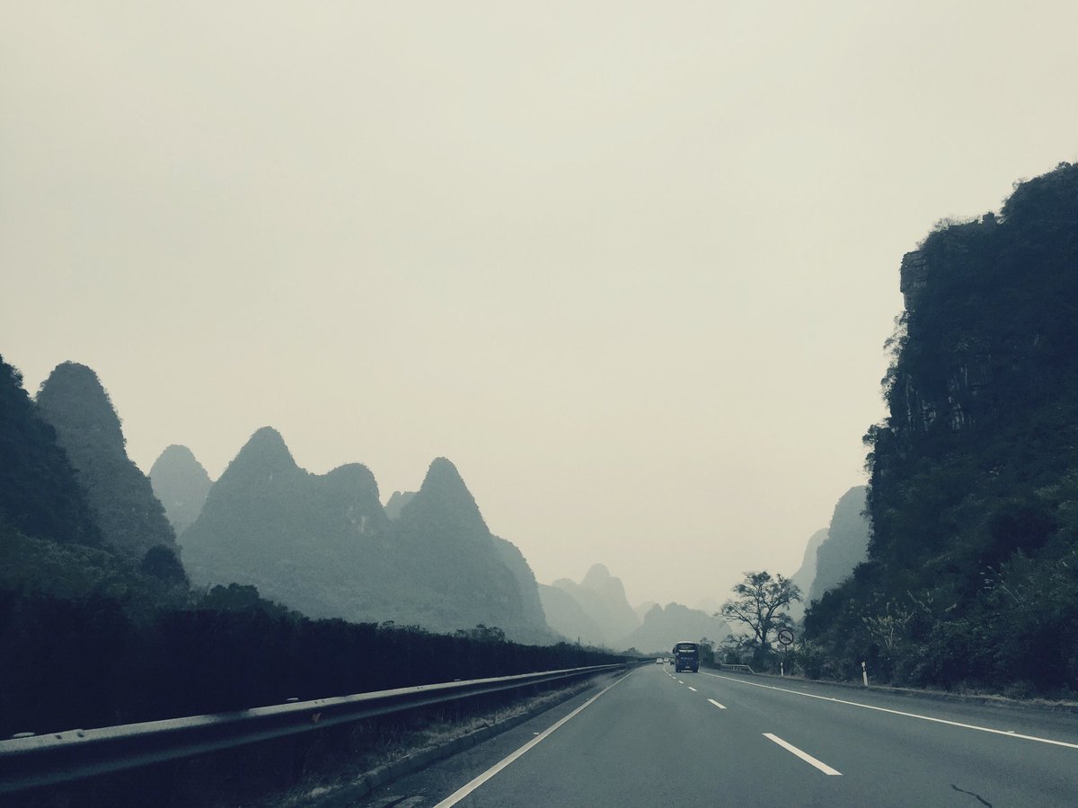 Jamielovesfish1's tweet photo. December in guilin #旅行好きな人と繋がりたい #旅行好きと繋がりたい #写真好きな人と繫がりたい #写真撮ってる人と繫がりたい #海外旅行 #guilin #photograghy #travelphotography https://t.co/JnRhInYtyE
