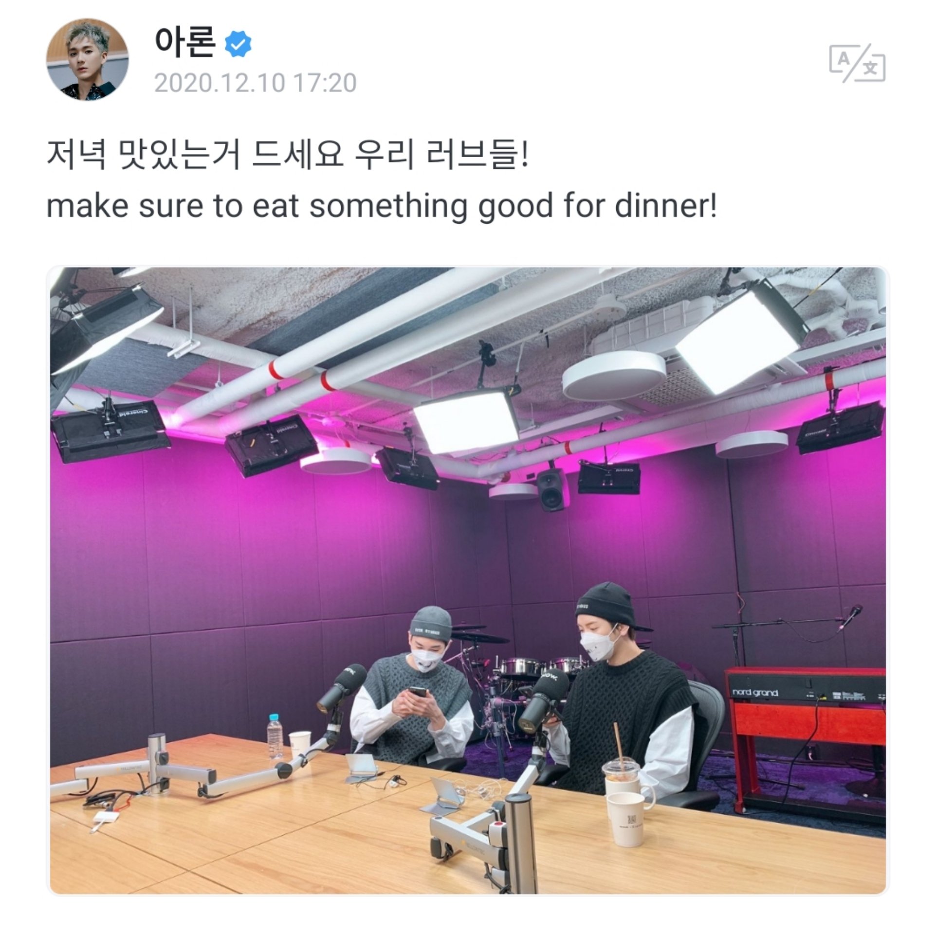 Eo3NE2_VEAAcBI7?format=jpg&name=orig