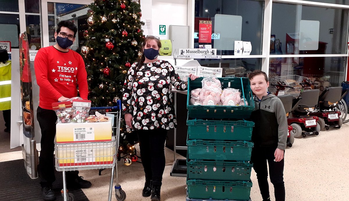 Huge Thanks to <a href="/TMusselburgh/">Jane Shepherd - Community Champion</a> 
For the fantastic donation last night of 50 fresh large chickens , stuffing , cranberry sauce , chocolates 
We really appreciate it so much &amp; this will save us money off our weekly food shopping 🥰