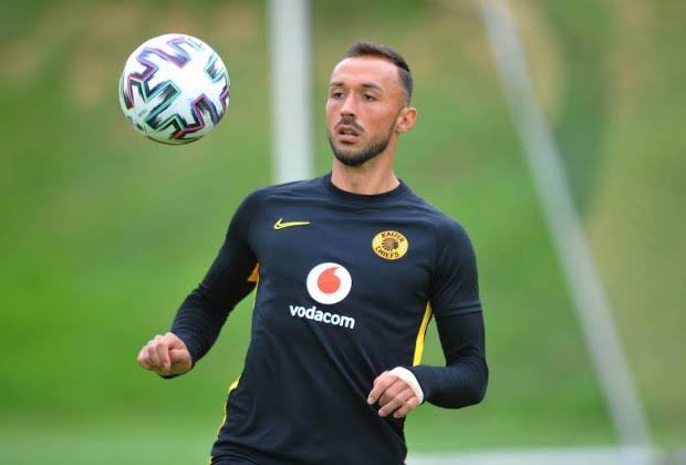 TouchLineZA's tweet photo. “Nurkovic has been fit for about two weeks now but obviously there are other problems. Those problems must be sorted out first. I mean he could play but let’s leave it for another day.” – Hunt told SuperSport TV before Kaizer Chiefs’ clash against Black Leopards. https://t.co/pQQ51HLEa6
