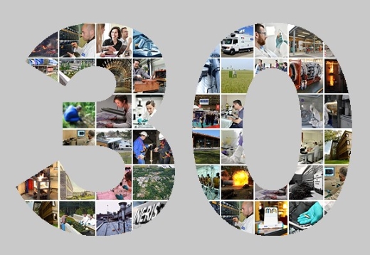 INERIS_fr's tweet photo. [#anniversaire] 10 décembre 2020 : l'#Ineris fête ses 30 ans !✨ Notre défi est aujourd’hui de proposer des réponses concrètes, pour continuer à maîtriser les risques industriels de demain.
👉https://t.co/soHUQNZsC8
#30ansEn2020 https://t.co/f3RoFOlkzH