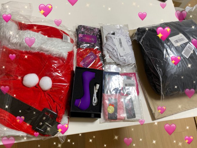 退院後、活動再スタート! Amazonの欲しいものリストから たくさんのプレゼントを頂きました! ありがとうございます! コメントでの励ましのお言葉 たくさんたくさん届いてます  今までにもたくさんの 視聴者様の支えがあって 今の私があるんだと再度実感出来ました。 本当にありがとうございます🙇&zwj;♀️