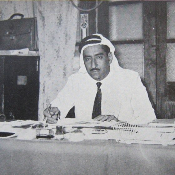  كان المؤتمر من بنات أفكار مدير معارف الكويت عبدالعزيز حسين ذو التوجه العروبي، وأسس الرابطة الأدبية للإشراف على المؤتمر بالتعاون مع مثقفين كويتيين وعرب من بينهم قوميين وبعثيين مثل غسان كنفاني، عبدالرزاق البصير، سلام أحمد، عبدالله أحمد الرومي،ناجي علوش، علي عقيل،وحمد يوسف العيسى