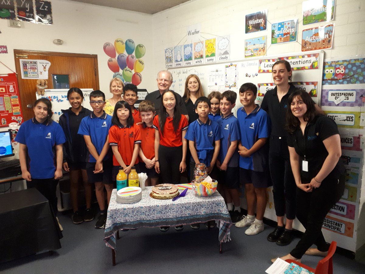 CGurney_edu's tweet photo. Congratulations to all our graduates from the Reading Program. We are so proud of your achievements! https://t.co/FMfYOeyk0Z