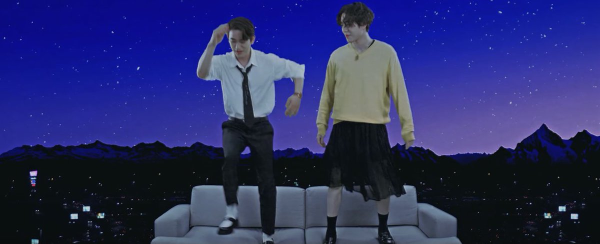 defsnrs's tweet photo. GOT7 are funny as hell 🤣 https://t.co/NUGV55Vylw
