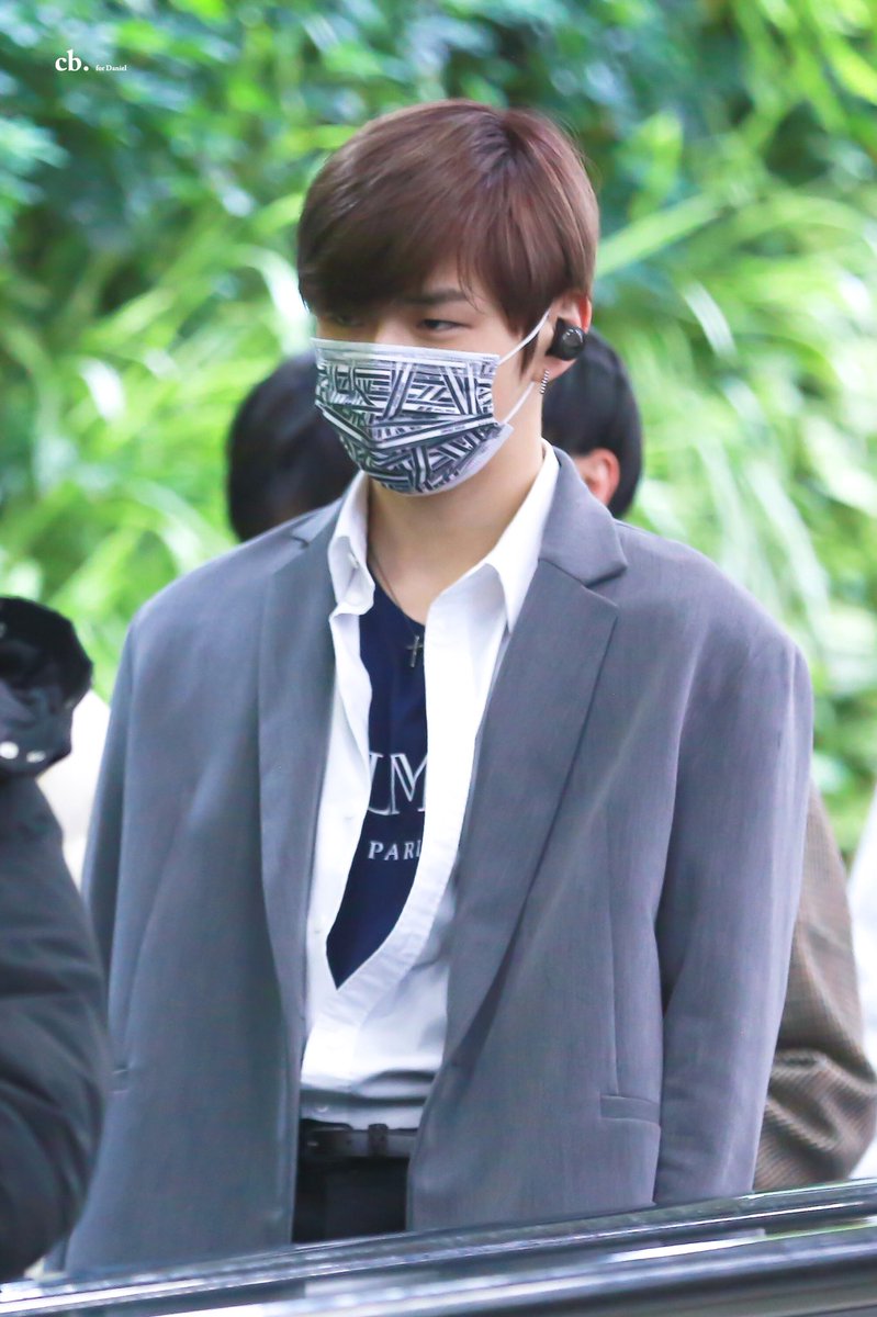 Hourly KangDaniel tweet media