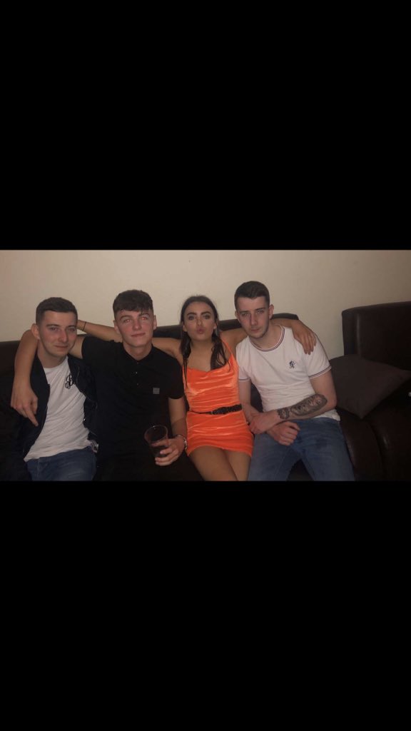 Grant_Sharp01's tweet photo. @_eve_campbell happy birthday bro, hope you have a class day see you soon x https://t.co/MdDdQvgHxy