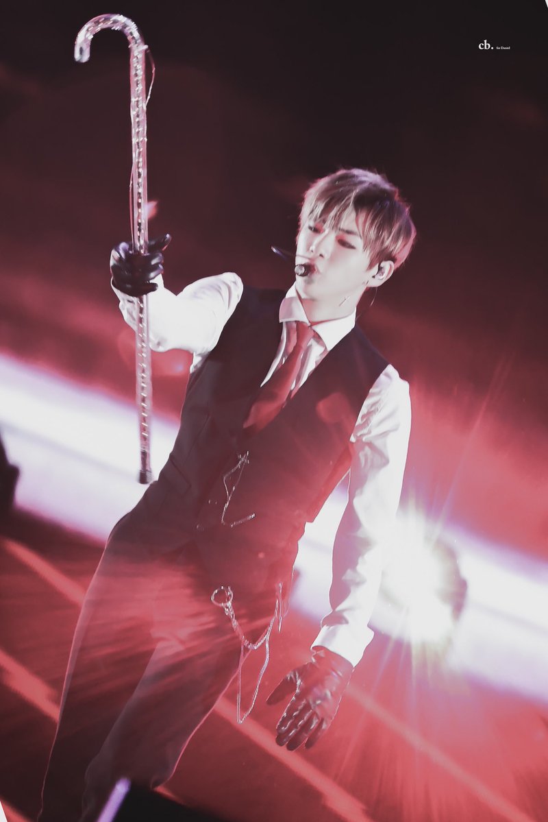 Hourly KangDaniel tweet media