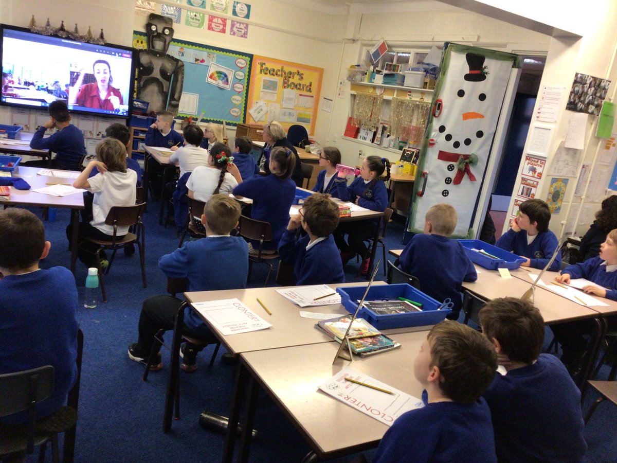 PrimaryManor's tweet photo. Lots of fun this morning during our Clonter Design Technology workshop in Y4. #clonter https://t.co/Cse1RQFpE4