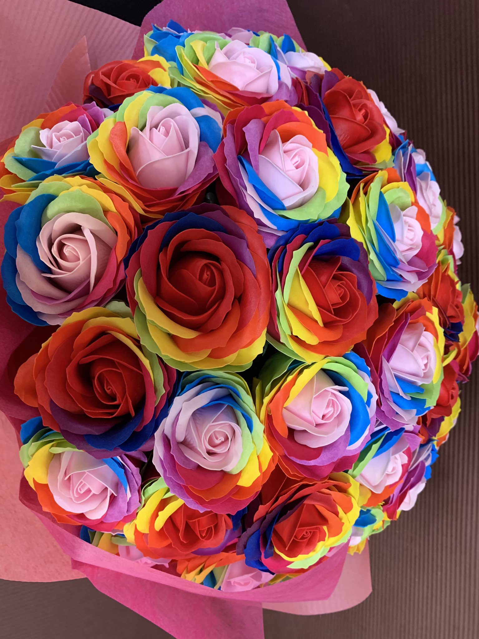 石田花店 人気のソープフラワーの花束です 長く飾って頂けて ほんのりいい香り お風呂に入れて入浴剤としてもお使い頂けます バラ 花言葉 愛 美 石田花店 Tel 072 675 0338 高槻 高槻市 高槻花屋 高槻市花屋 北摂花屋 高槻市営葬儀 石田花 石田花店 人気のソープフラワーの花束です 長く飾って頂けて ほんのりいい香り お風呂に入れて入浴剤としてもお使い頂けます バラ 花言葉 愛 美 石田花店 Tel 072 675 0338 高槻 高槻市 高槻花屋 高槻市花屋 北摂花屋 高槻市営葬儀 石田花