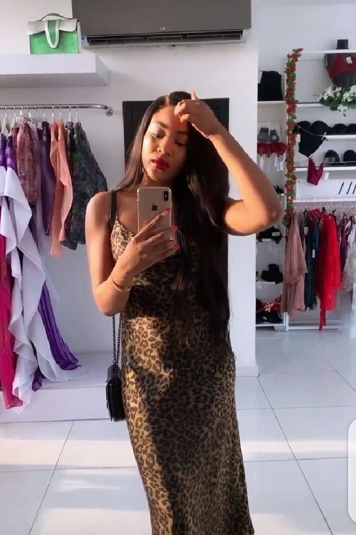  @EricaNlewedim as PringlesA thread #MamadorElitesDish